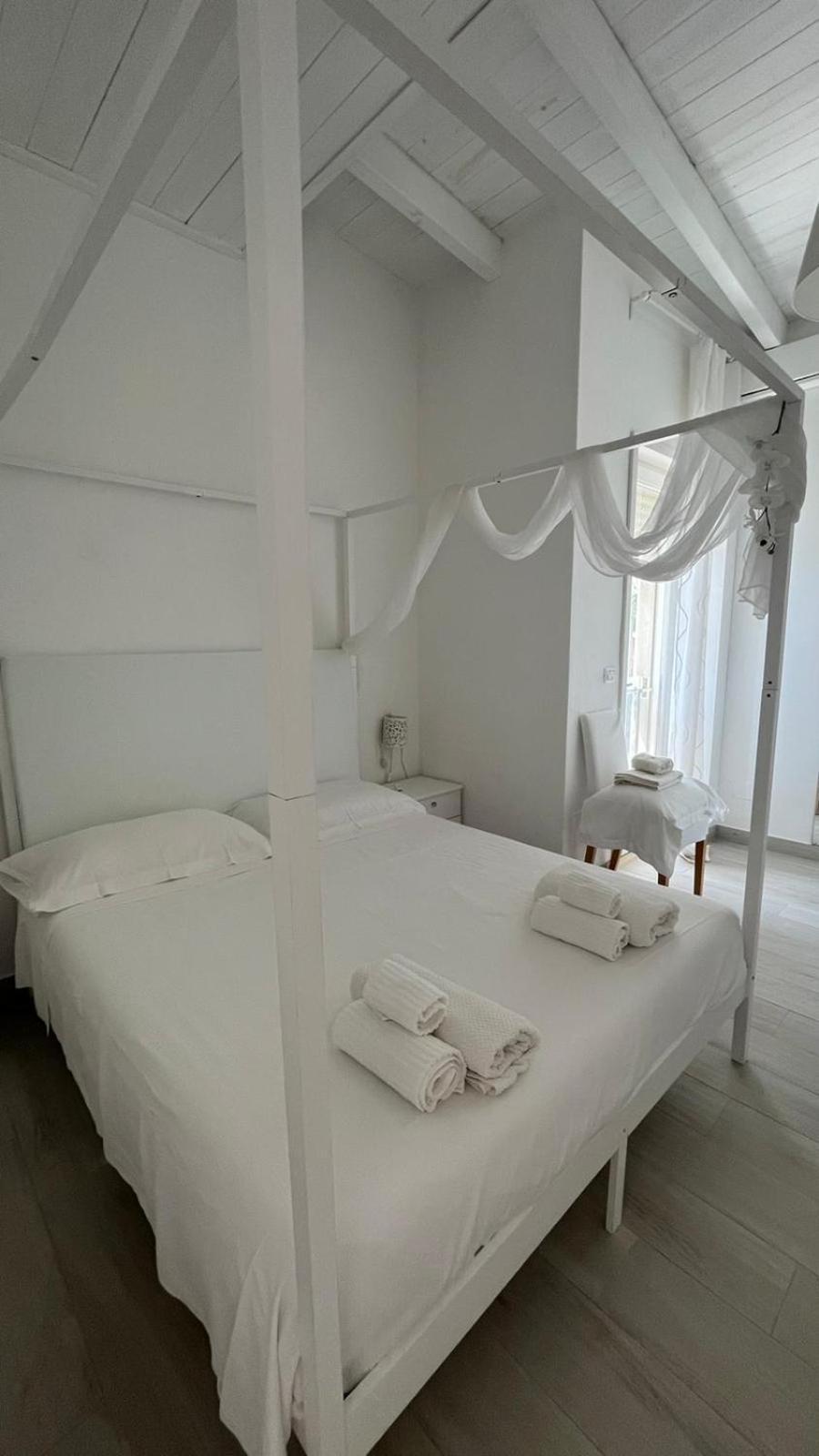 Casa Dansoda Sul Mare Torre Lapillo Kültér fotó